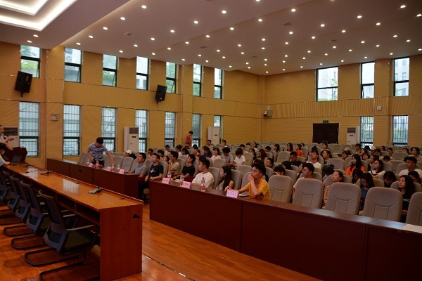 新闻4-2.jpg 新闻4-2.jpg