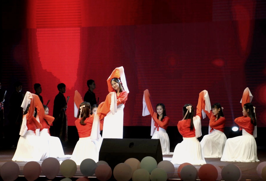 古风舞2.jpg 古风舞2.jpg